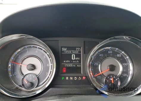 2016 Chrysler Town & Country Touring из США, поврежденный, VIN 2C4RC1BG7GR208729